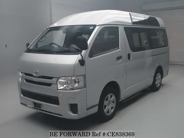 Toyota HIACE VAN — фото 1