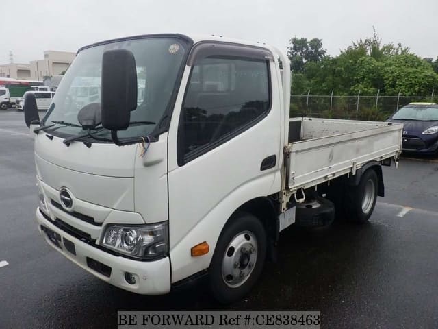 2022 Hino Dutro, photo 1 of 1