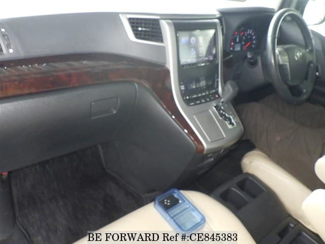 Toyota VELLFIRE 2.4Z — фото 3