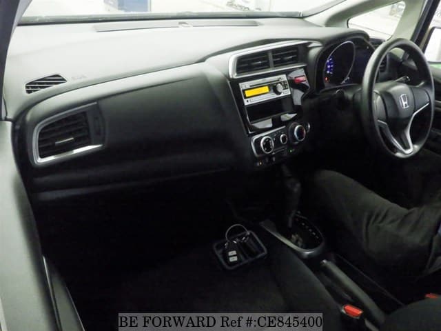 Honda FIT 13G F PACKAGE — фото 3
