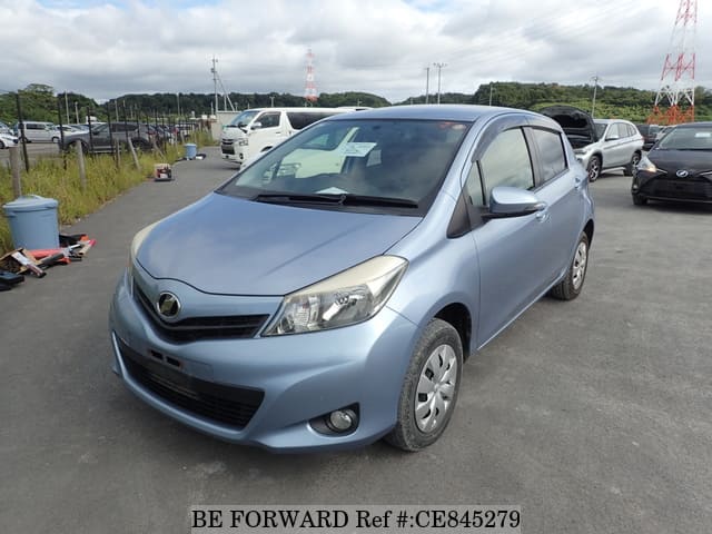 Toyota VITZ — фото 1