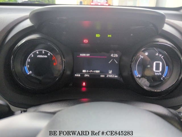 Toyota YARIS Z — фото 4