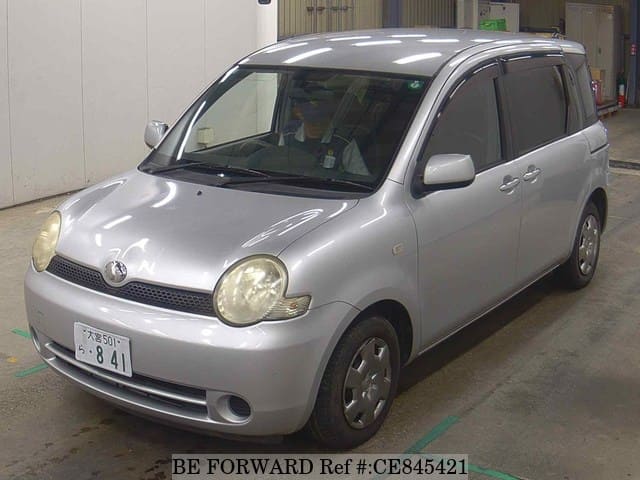 Toyota SIENTA X LIMITED — фото 1