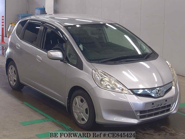 Honda FIT HYBRID — фото 4