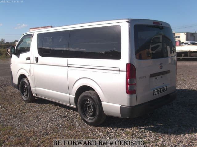 2021 Toyota Hiace, photo 3 of 3
