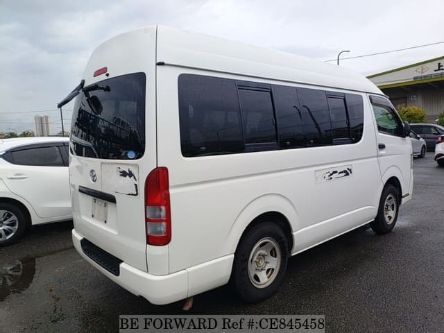 Toyota HIACE VAN — фото 2