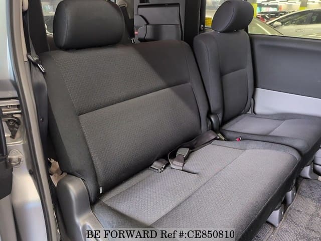 Toyota NOAH S — фото 5