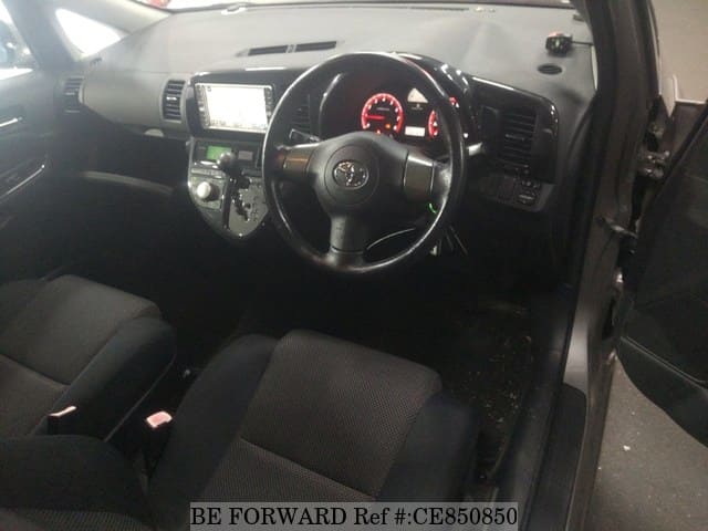 Toyota WISH Z — фото 4