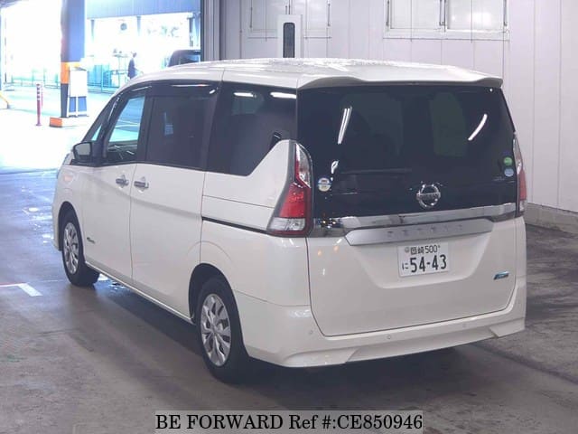 Nissan SERENA HYBRID X — фото 4