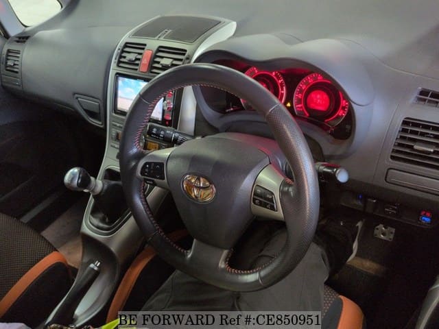 Toyota AURIS RS — фото 4