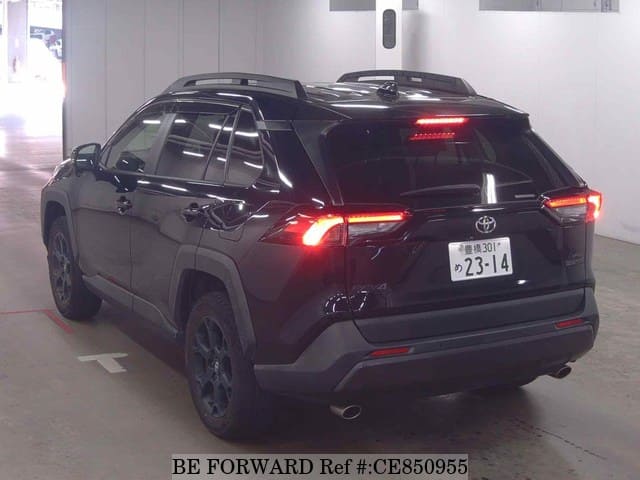 Toyota RAV4 ADVENTURE OFFROAD PACKAGE — фото 3