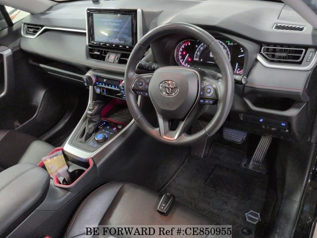Toyota RAV4 ADVENTURE OFFROAD PACKAGE — фото 4