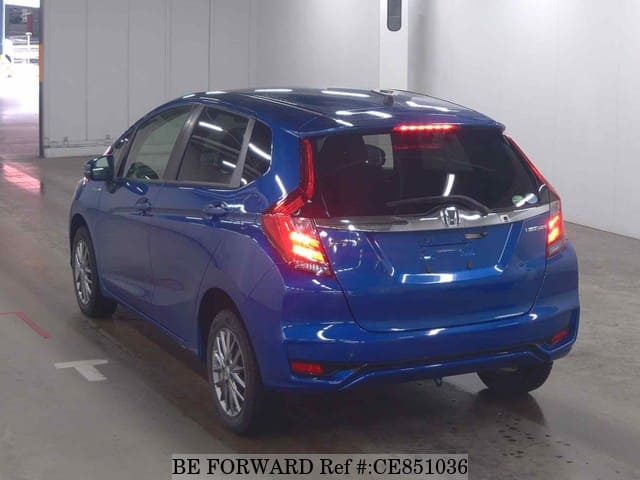 Honda FIT HYBRID F — фото 3