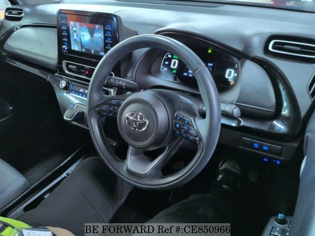 Toyota AQUA HYBRID G — фото 4