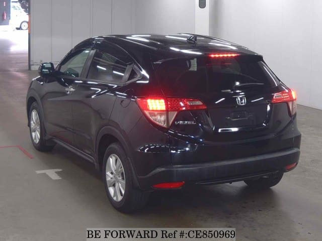 Honda VEZEL X — фото 3