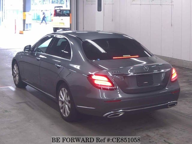 Mercedes-Benz E-CLASS E400 4MATIC EXCLUSIVE — фото 3