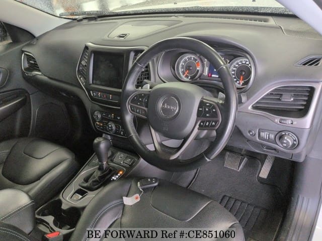 JEEP CHEROKEE LONGITUDE — фото 4