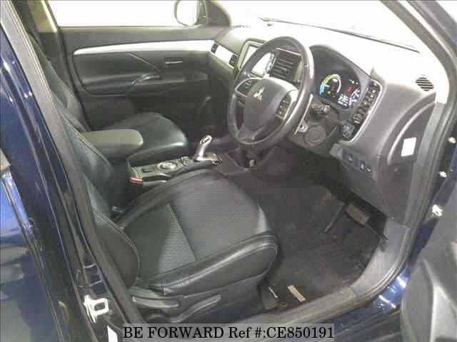 MITSUBISHI OUTLANDER PHEV G SAFETY PACKAGE — фото 4