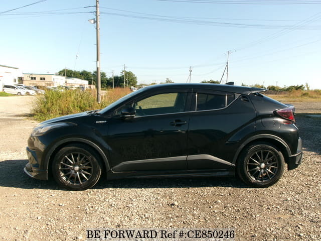 Toyota C-HR HYBRID G — фото 2