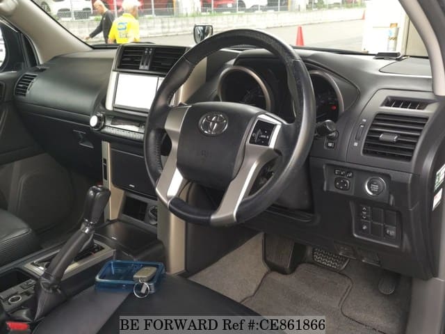 Toyota LAND CRUISER PRADO TX L PACKAGE — фото 3