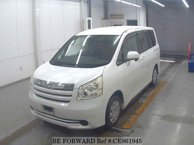 Toyota NOAH TYPE 2 — фото 1