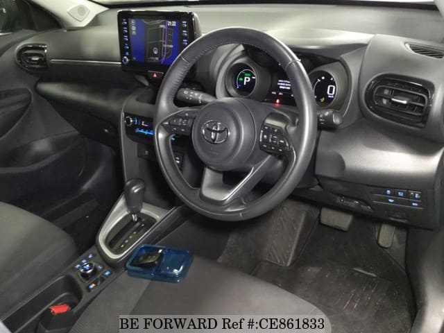 Toyota YARIS CROSS HYBRID G — фото 4
