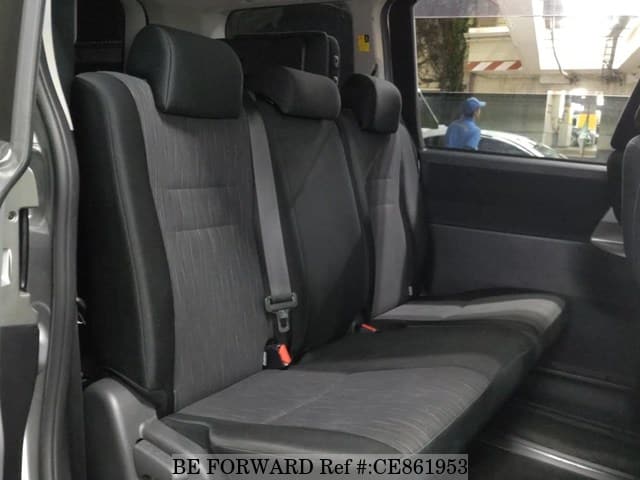 Toyota NOAH SI — фото 4