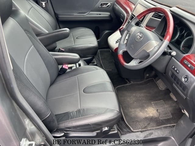 Toyota ALPHARD 240S — фото 4