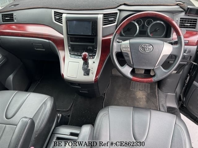 Toyota ALPHARD 240S — фото 3