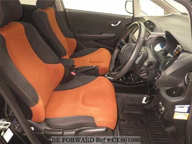 Honda FIT HYBRID RS — фото 5