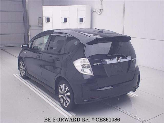 Honda FIT HYBRID RS — фото 2