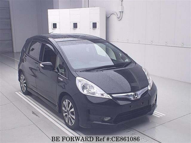 Honda FIT HYBRID RS