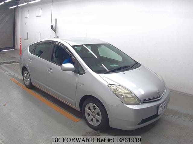 Toyota PRIUS HYBRID S — фото 5