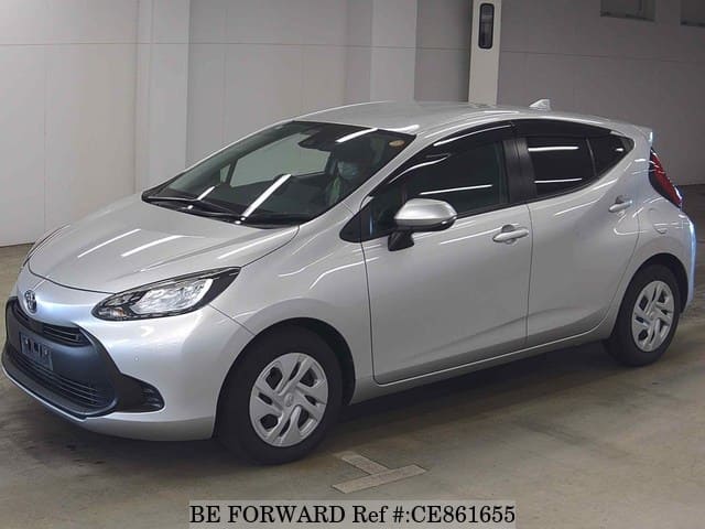 Toyota AQUA HYBRID X — фото 1