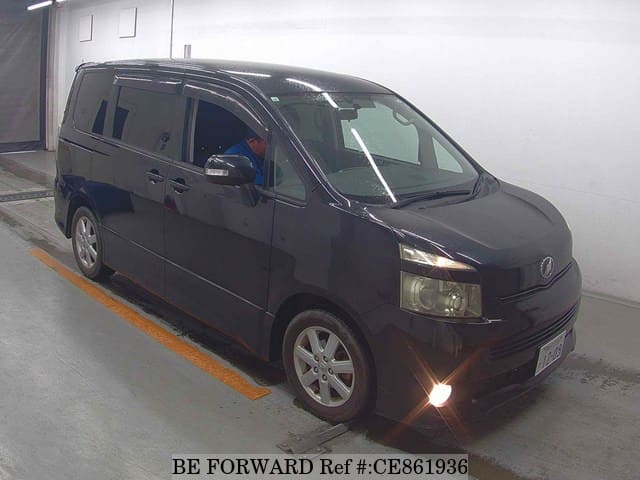 Toyota VOXY ZS — фото 5