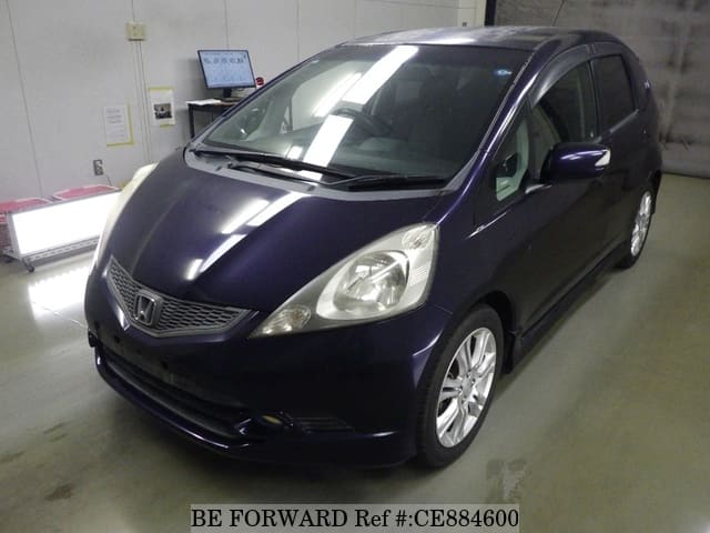 Honda FIT RS — фото 1