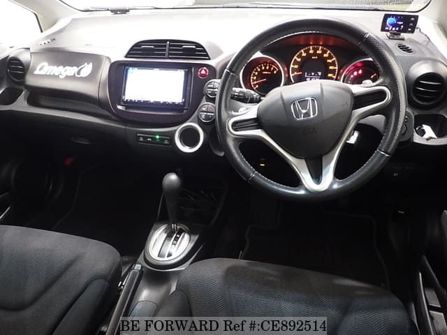 Honda FIT RS — фото 3