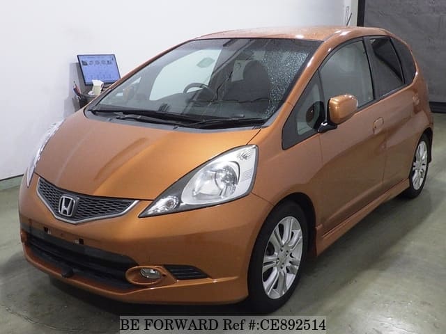 Honda FIT RS — фото 1