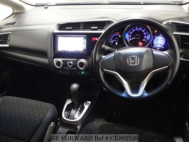 Honda FIT 13G F PACKAGE — фото 3