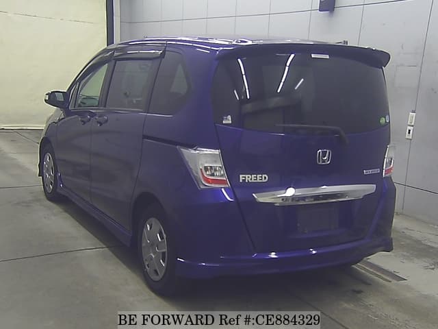 Honda FREED HYBRID JUST SELECTION PLUS — фото 2