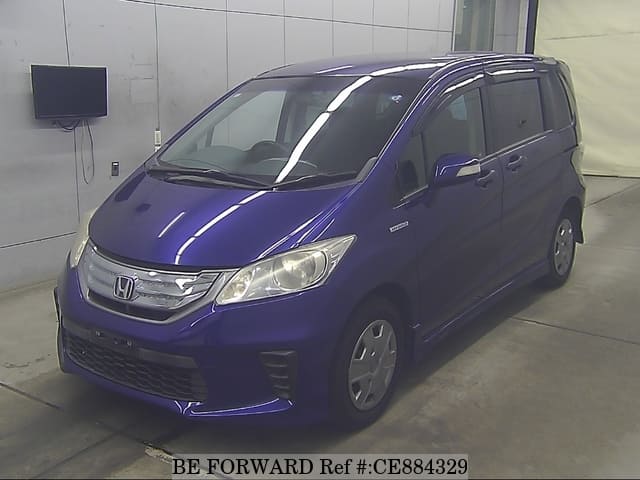 Honda FREED HYBRID JUST SELECTION PLUS — фото 1