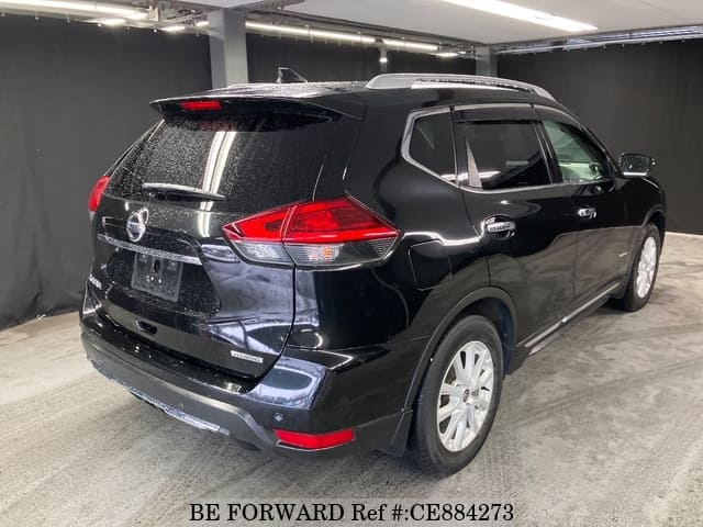 Nissan X-TRAIL HYBRID 20X — фото 2