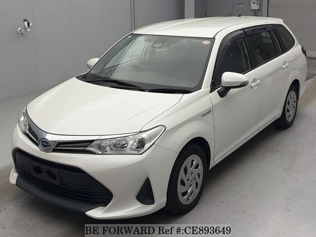 Toyota COROLLA FIELDER HYBRID — фото 1