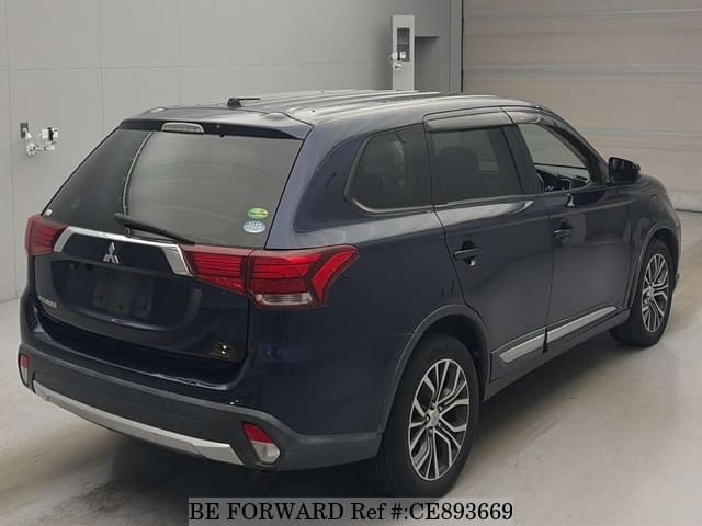 MITSUBISHI OUTLANDER — фото 2