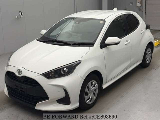 Toyota YARIS X — фото 1