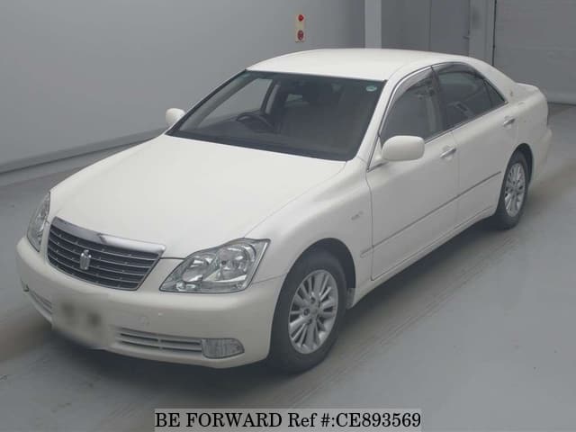 Toyota CROWN ROYAL SALOON — фото 1