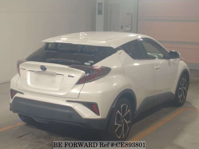Toyota C-HR HYBRID G — фото 2
