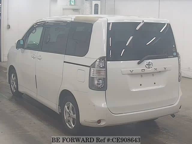 Toyota VOXY X L EDITION — фото 3
