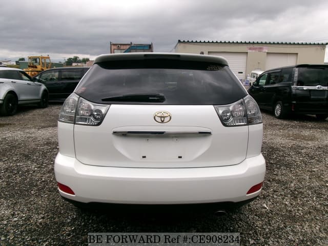 Toyota HARRIER 240G ALCANTARA VERSION — фото 4