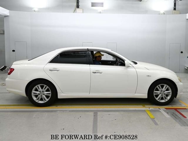Toyota MARK X 250G — фото 3